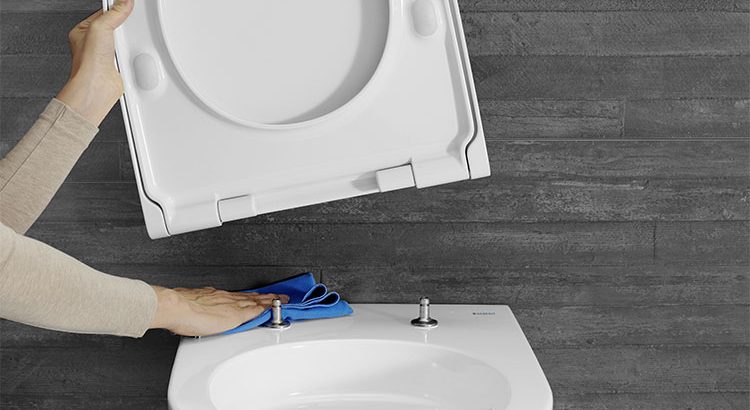 Enfin un nettoyant WC efficace pour salles de bains. Nouvelle