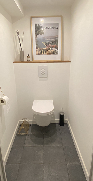 Avant/Après : des toilettes “figés dans le temps” 100% modernisés