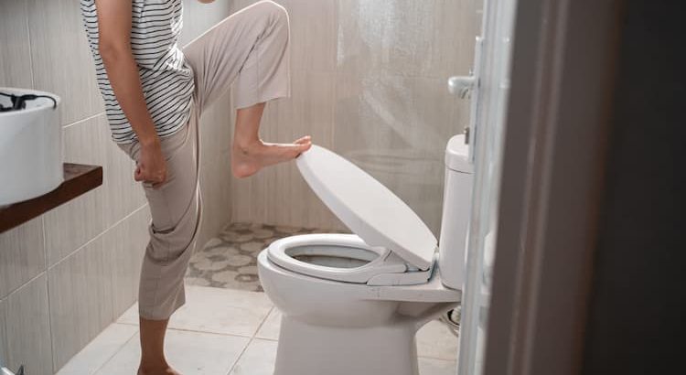 3 astuces simples et rapides pour éliminer les mauvaises odeurs dans les toilettes
