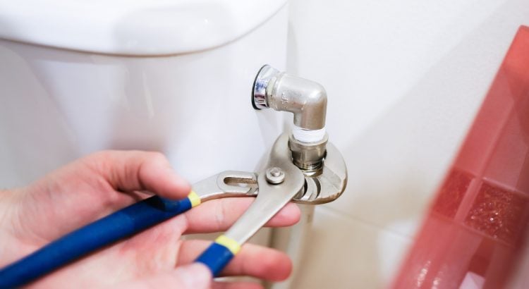 Toilettes : les 4 fuites les plus fréquentes